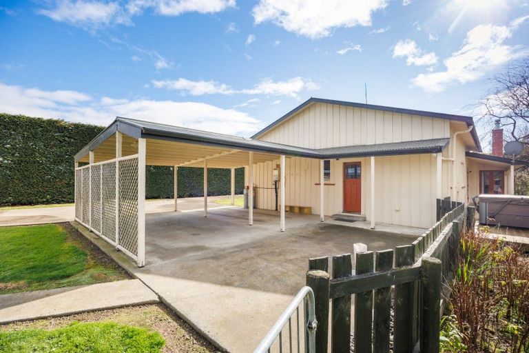 Photo of property in 1696 State Highway 56, Tiakitahuna, Palmerston North, 4477