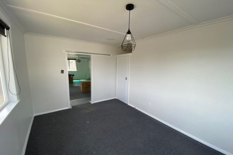 Photo of property in 128 Cornfoot Street, Castlecliff, Whanganui, 4501