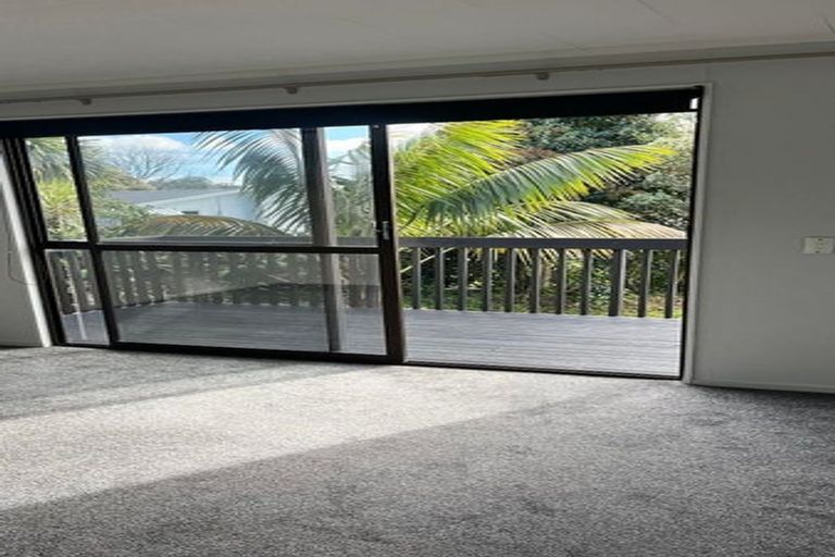 Photo of property in 41 Lavelle Road, Henderson, Auckland, 0612