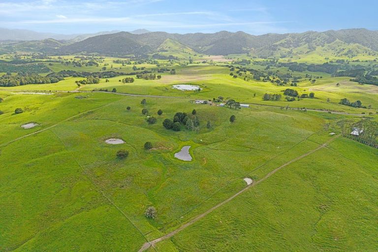 Photo of property in 201 Avoca Road North, Tangowahine, Dargaville, 0372