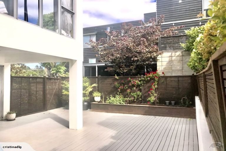 Photo of property in 119 Beach Road, Castor Bay, Auckland, 0620