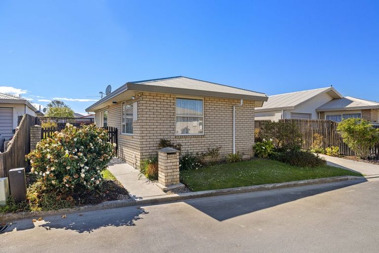 Photo of property in 23 Charlotte Lane, Woolston, Christchurch, 8062