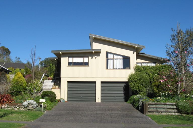 Photo of property in 57 Reeve Drive, Havelock North, 4130