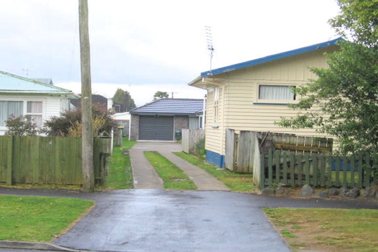 Photo of property in 24 Tomin Road, Glenview, Hamilton, 3206