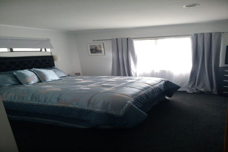 Photo of property in 140 Arawhata Road, Paraparaumu, 5032