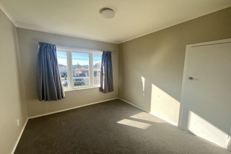 Photo of property in 5 Thompson Terrace, Manurewa, Auckland, 2102