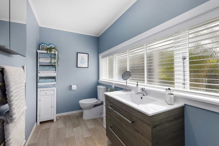 Photo of property in 2 Richard Street, Belmont, Lower Hutt, 5010