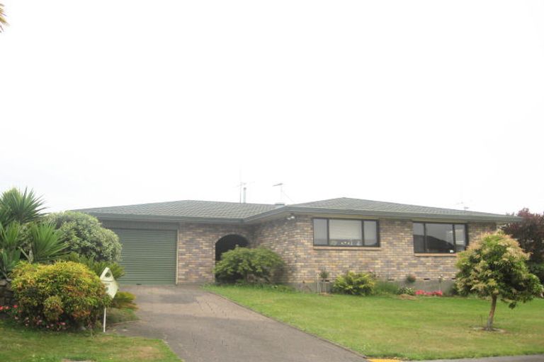 Photo of property in 6 Randell Place, Te Puke, 3119
