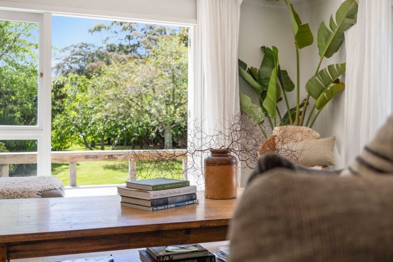 Photo of property in 327 Point Wells Road, Point Wells, Warkworth, 0986