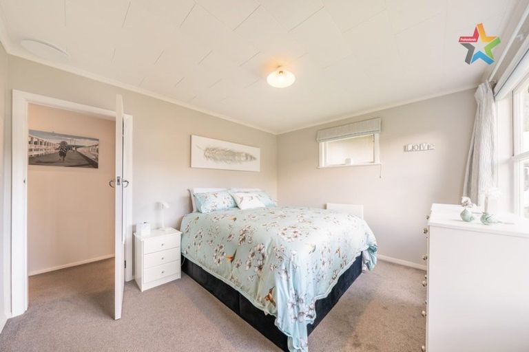 Photo of property in 91a Normandale Road, Normandale, Lower Hutt, 5010