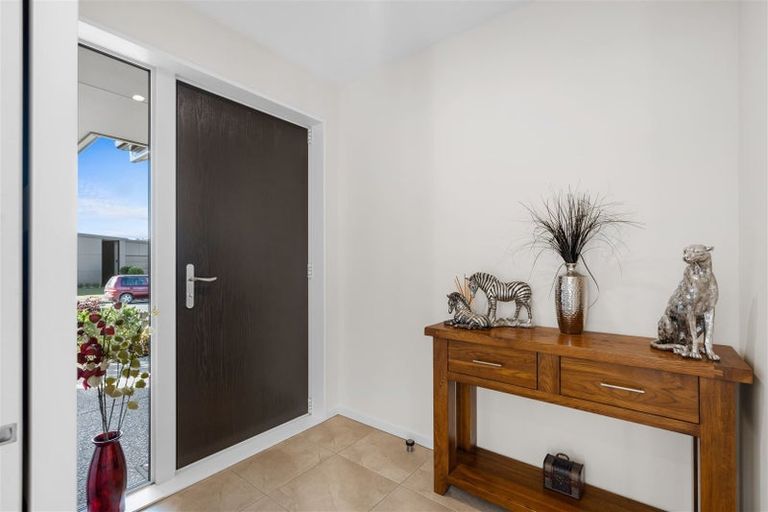 Photo of property in 89 Glenturret Drive, Casebrook, Christchurch, 8051