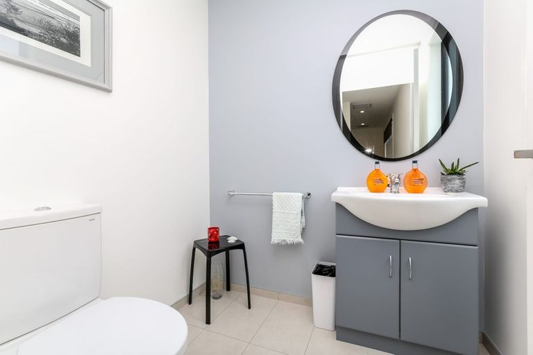 Photo of property in 39 Buller Street, New Plymouth, 4310