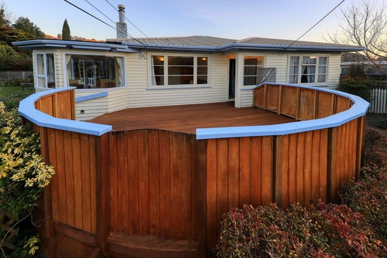 Photo of property in 5 Cunningham Road, Clouston Park, Upper Hutt, 5018