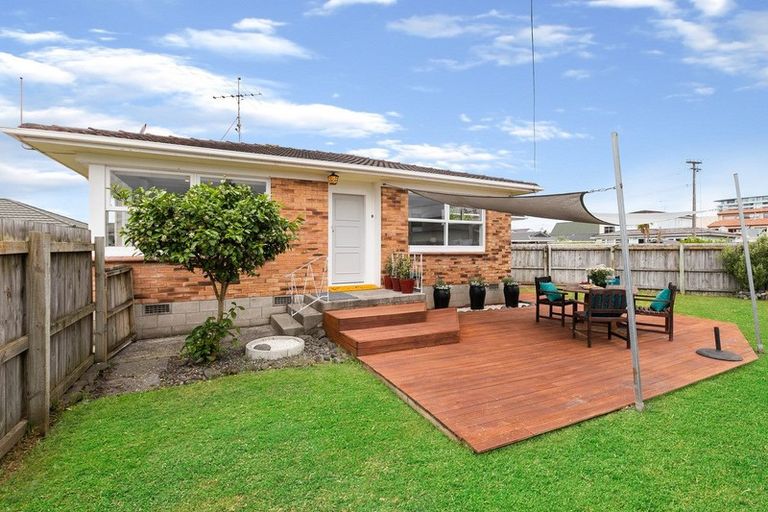 Photo of property in 1/5 Edward Avenue, Otara, Auckland, 2023