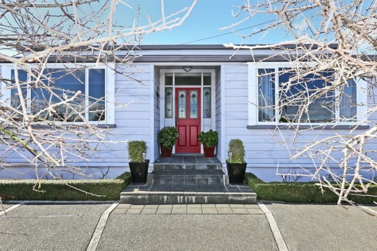 Photo of property in 55 Charles Street, Westshore, Napier, 4110