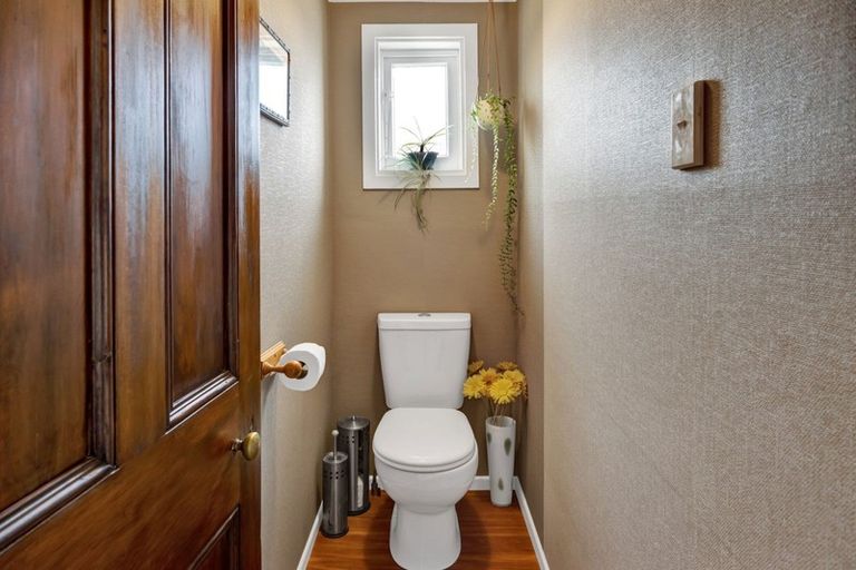 Photo of property in 13 Chilman Street, Strandon, New Plymouth, 4312