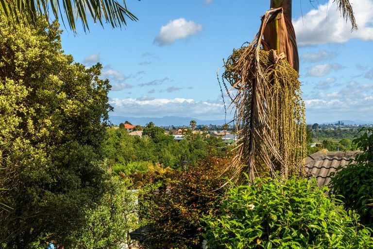 Photo of property in 70 Oteki Park Drive, Welcome Bay, Tauranga, 3112