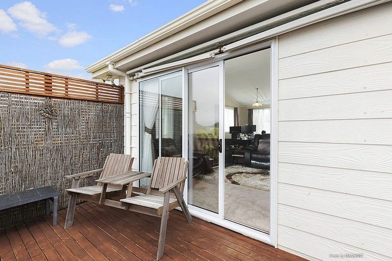 Photo of property in 6 Kekerenga Street, Strathmore Park, Wellington, 6022