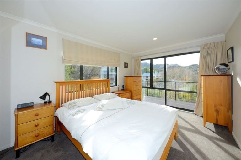 Photo of property in 9 Glas Brae, Governors Bay, Lyttelton, 8971