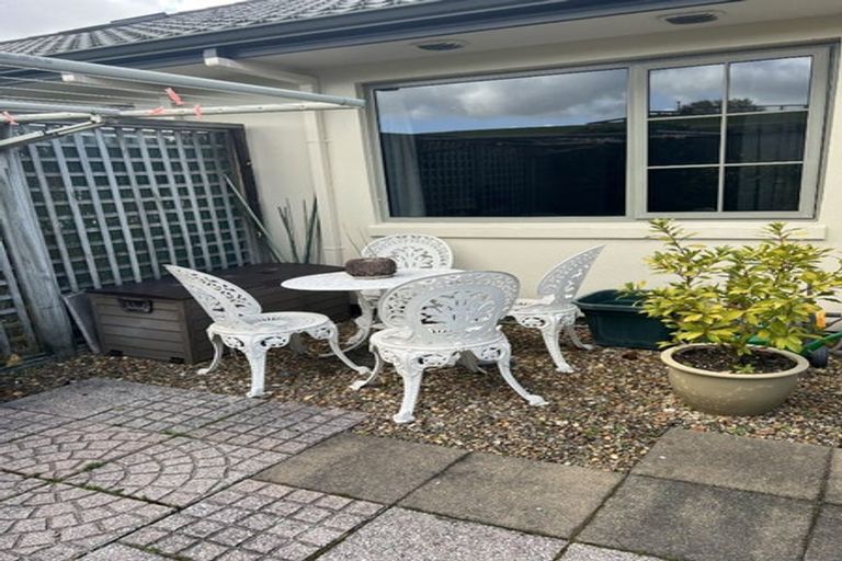 Photo of property in 5 Lakeridge Close, Rangatira Park, Taupo, 3330