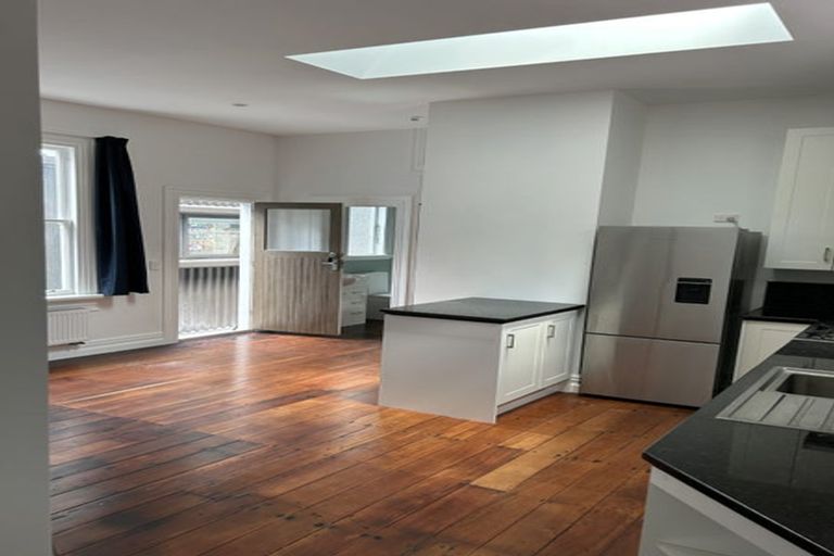 Photo of property in 201 Aro Street, Aro Valley, Wellington, 6021