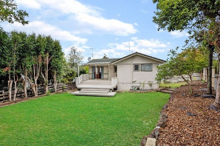 Photo of property in 108 Weatherly Road, Torbay, Auckland, 0630