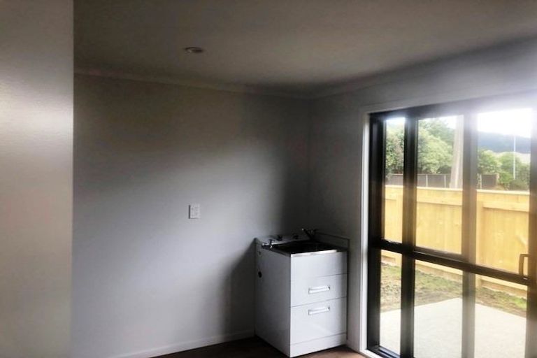 Photo of property in 3 Kaiwaru Place, Waikanae, 5036