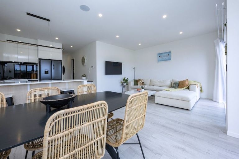 Photo of property in 12 Berba Lane, Westgate, Auckland, 0814