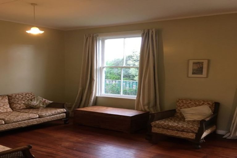 Photo of property in 4 Hayward Street, Featherston, 5710