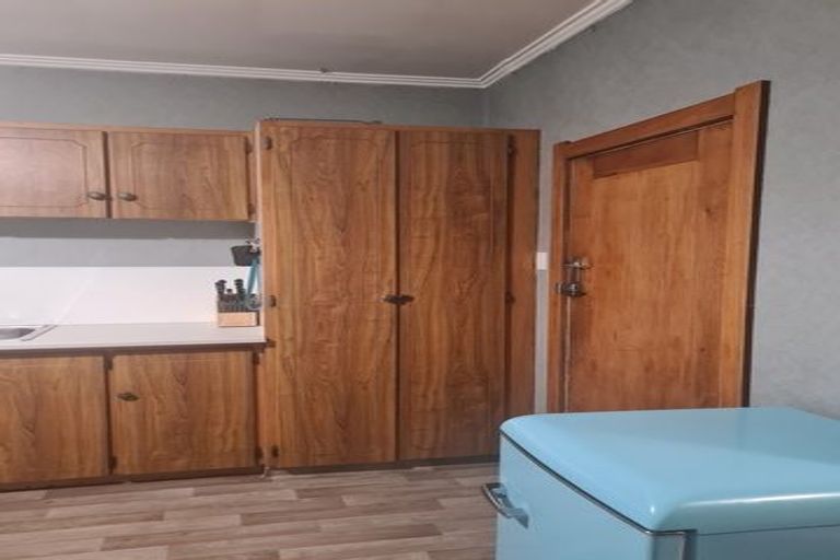 Photo of property in 38 Avenue Road, West End, Timaru, 7910