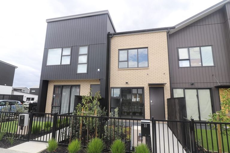 Photo of property in 20 Wai Place, Westgate, Auckland, 0614