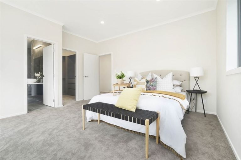 Photo of property in 1 Paiaka Place, Rototuna North, Hamilton, 3210