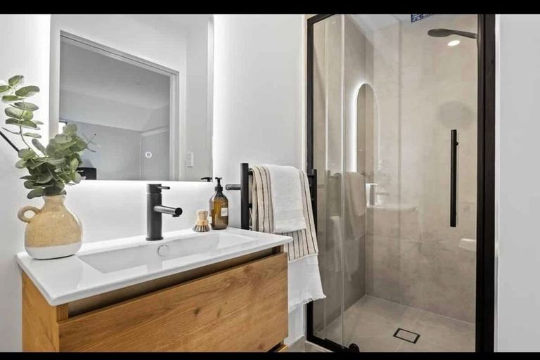 Photo of property in 51 Walpole Street, Waltham, Christchurch, 8023