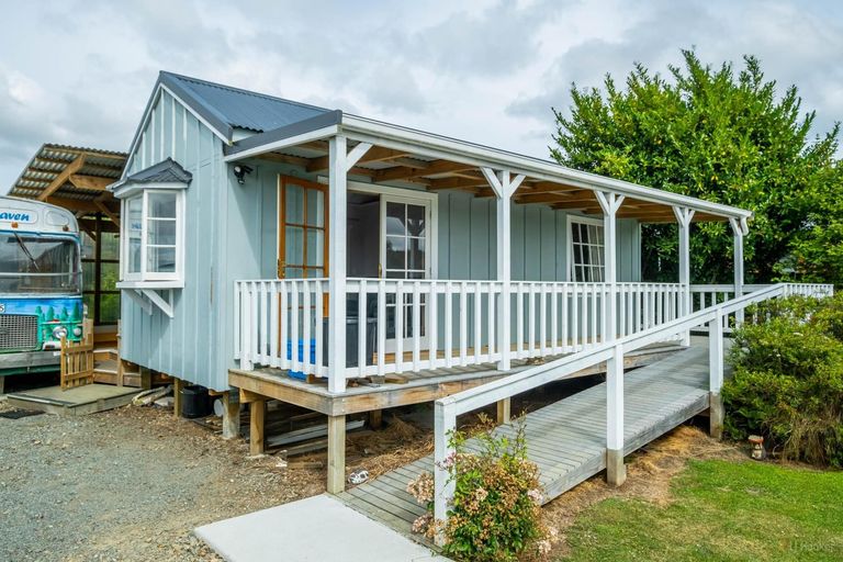 Photo of property in 10 Hillary Street, Waimate, 7924