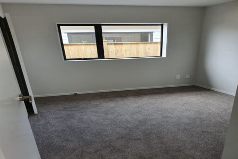 Photo of property in 41 Koroheke Road, Takanini, 2110