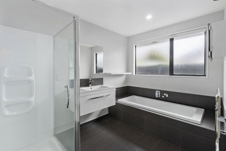 Photo of property in 1/435 Bower Avenue, Parklands, Christchurch, 8083