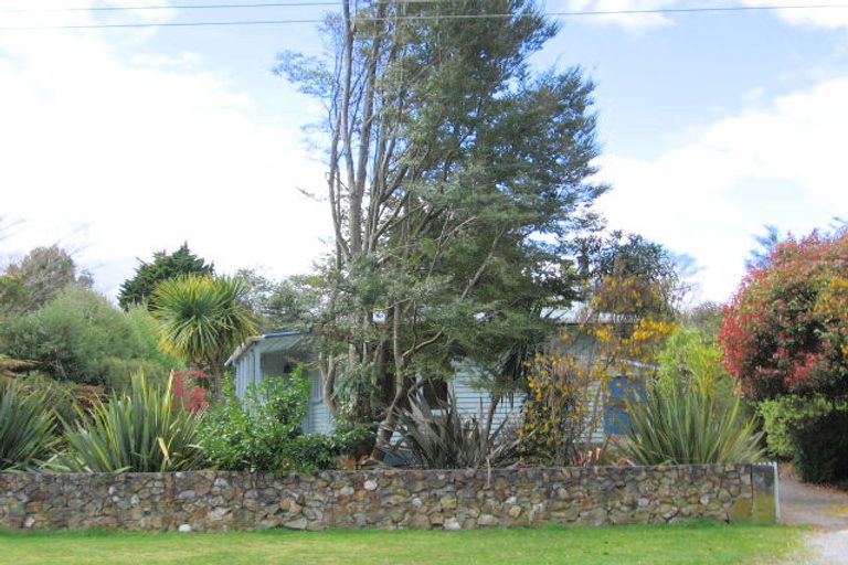 Photo of property in 26 Tamatea Road, Taupo, 3330