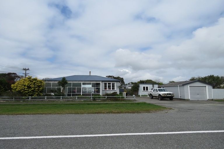 Photo of property in 30 Bright Street, Westport, 7825