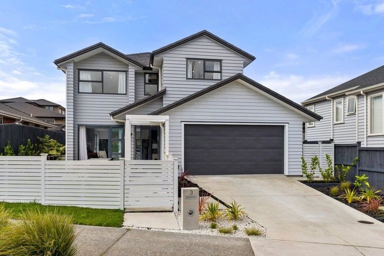 Photo of property in 3 Cooperage Avenue, Kumeu, 0810
