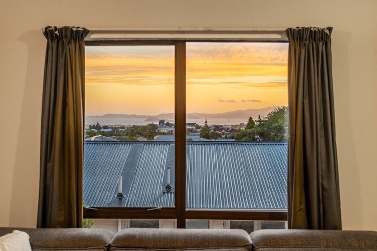 Photo of property in 222 Major Drive, Kelson, Lower Hutt, 5010