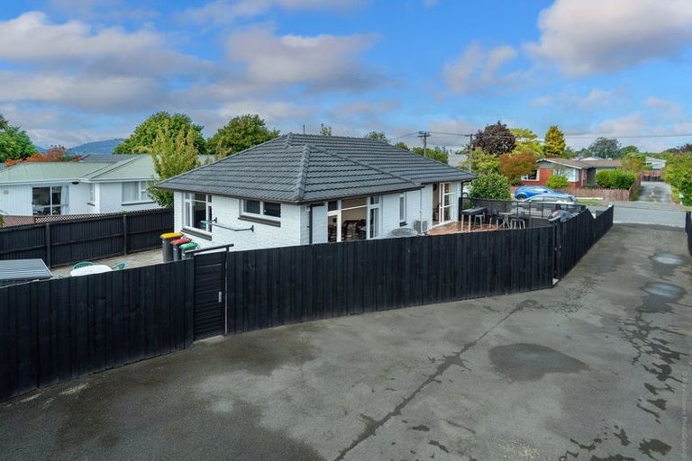 Photo of property in 1/9 Jarrow Place, Halswell, Christchurch, 8025