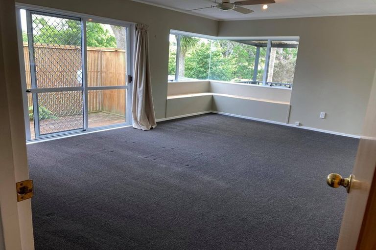 Photo of property in 21a Hyland Place, Waiuku, 2681