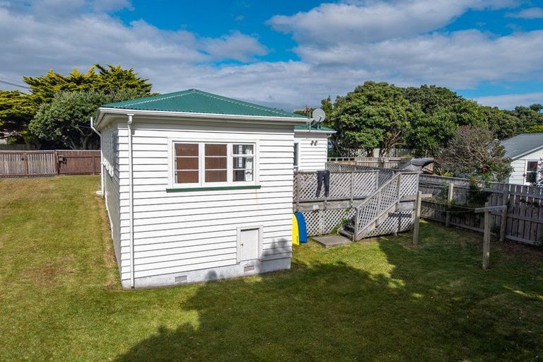 Photo of property in 147 Manly Street, Paraparaumu Beach, Paraparaumu, 5032