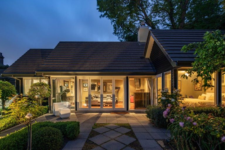 Photo of property in 13 Merlin Street, Roslyn, Dunedin, 9010