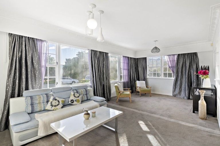 Photo of property in 4 Orr Crescent, Hutt Central, Lower Hutt, 5011