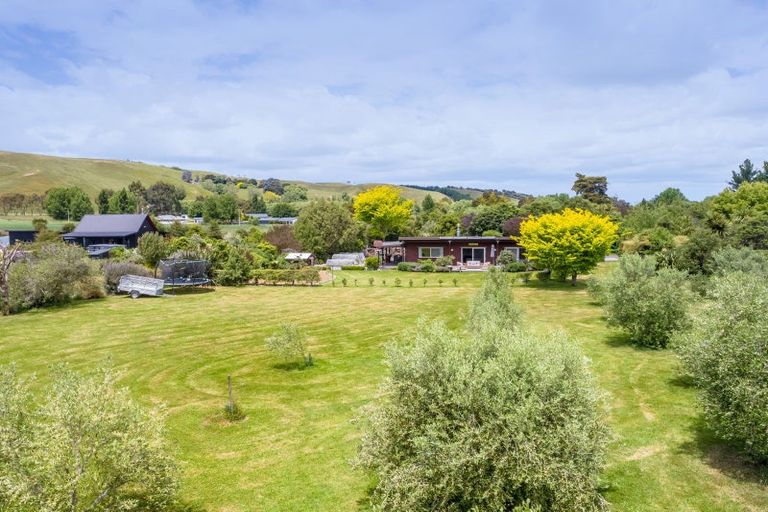 Photo of property in 672g Te Whiti Road, Te Whiti, Masterton, 5884