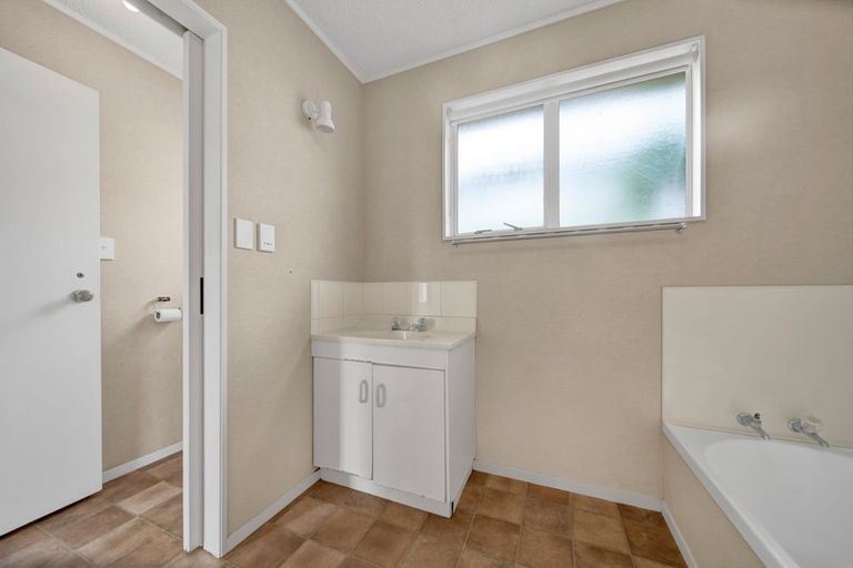 Photo of property in 30c Sackville Street, Fitzroy, New Plymouth, 4312