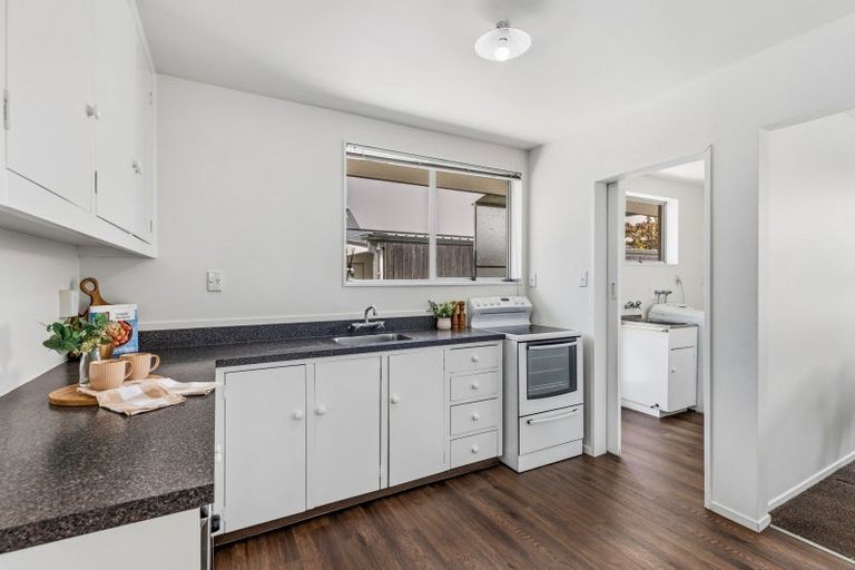 Photo of property in 96 Bishop Street, St Albans, Christchurch, 8014