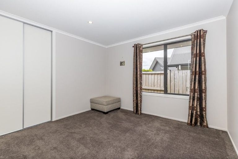 Photo of property in 8 Compton Grove, Huntington, Hamilton, 3210