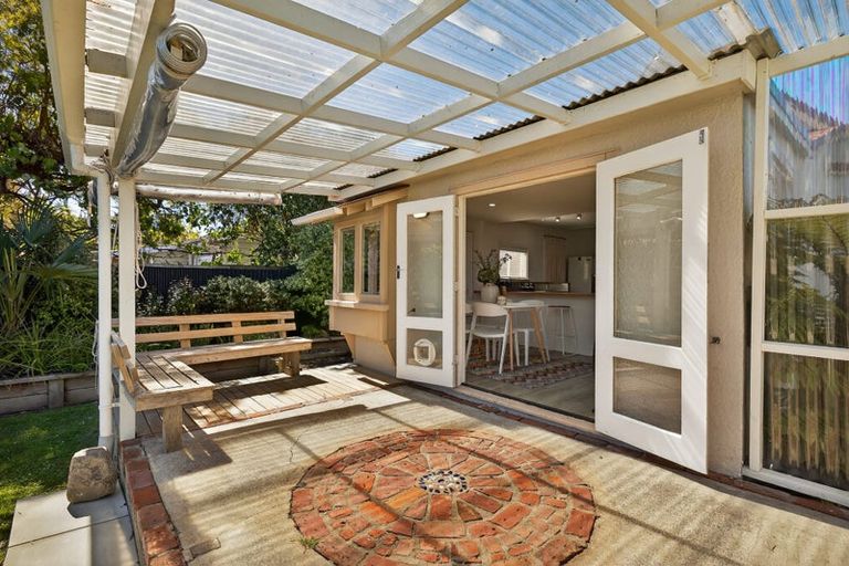 Photo of property in 380 Keyes Road, New Brighton, Christchurch, 8083